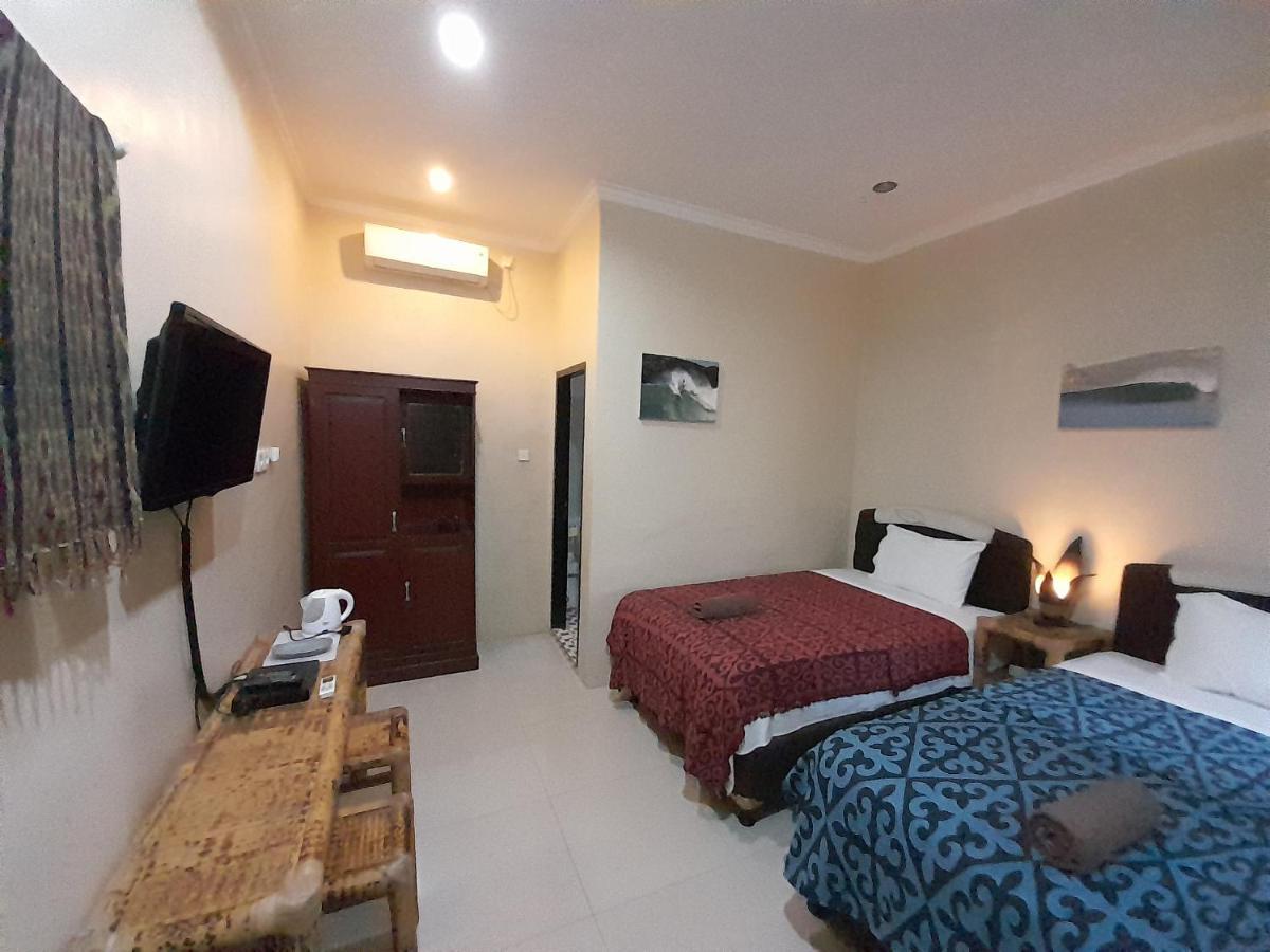 Wave House Gerupuk South Lombok Bed & Breakfast Прая Екстериор снимка