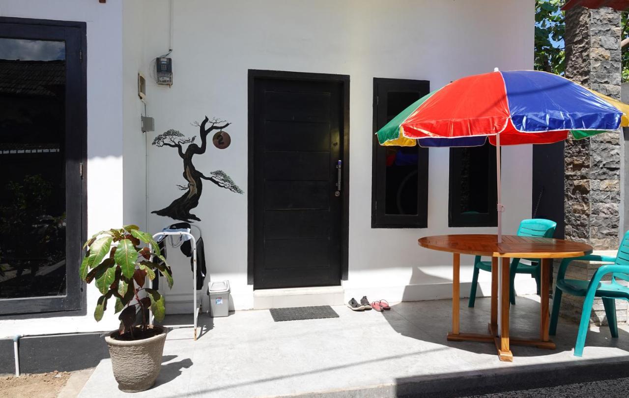 Wave House Gerupuk South Lombok Bed & Breakfast Прая Екстериор снимка