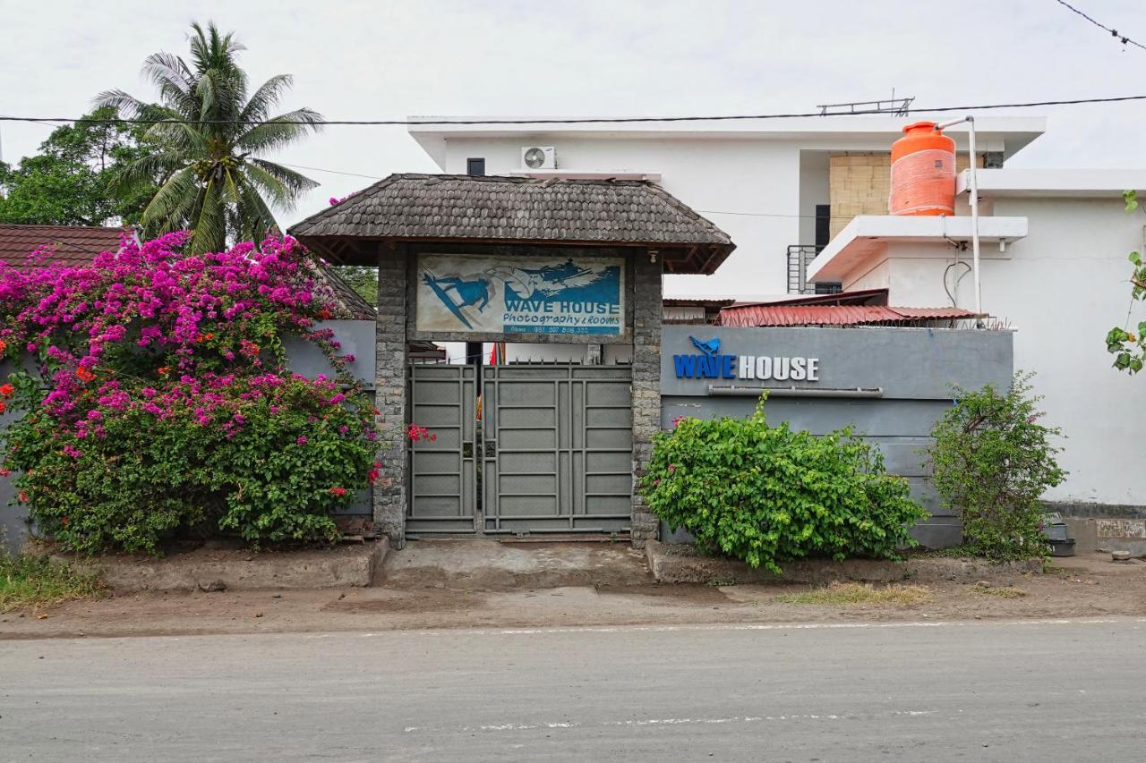 Wave House Gerupuk South Lombok Bed & Breakfast Прая Екстериор снимка