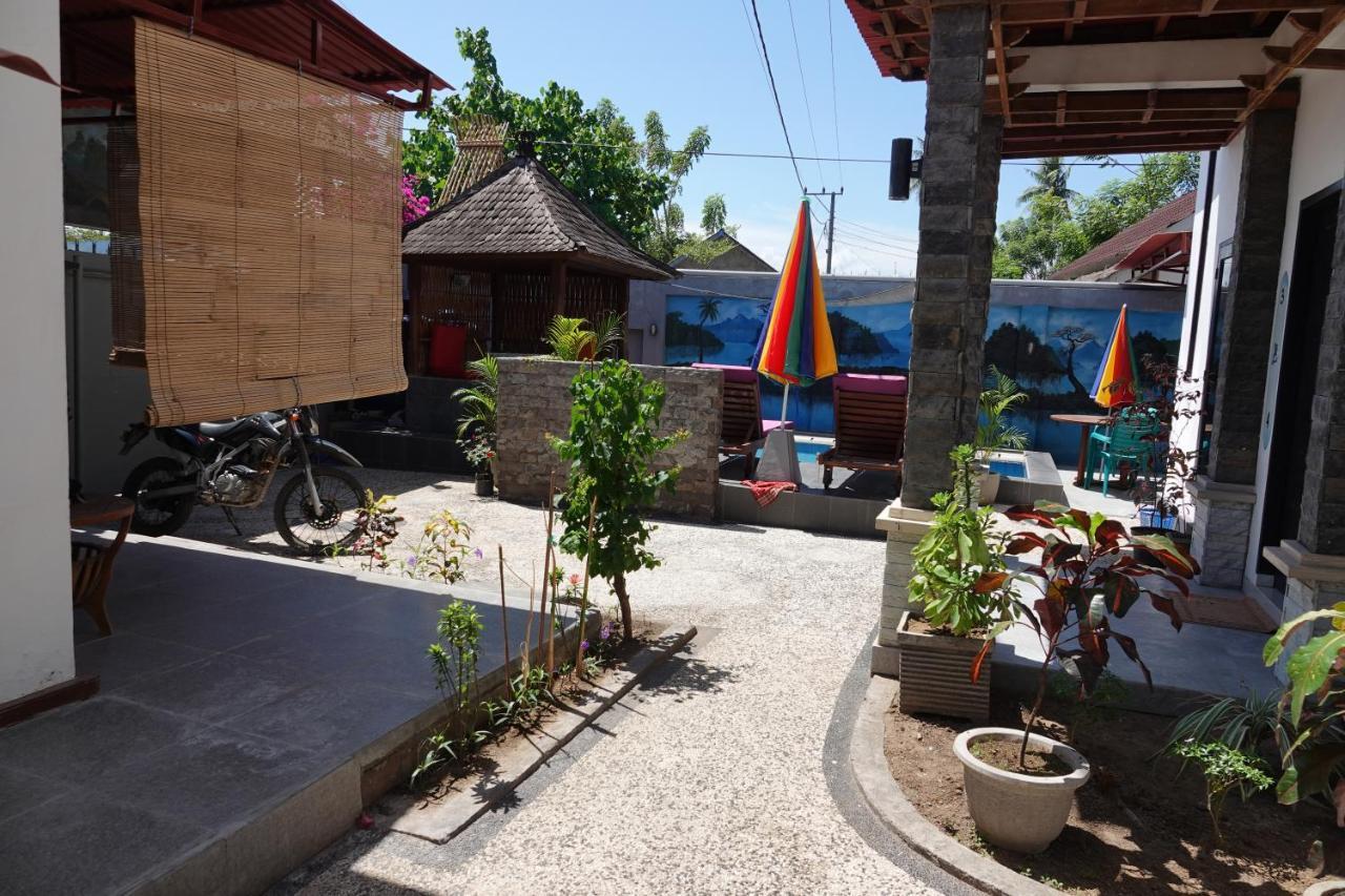 Wave House Gerupuk South Lombok Bed & Breakfast Прая Екстериор снимка
